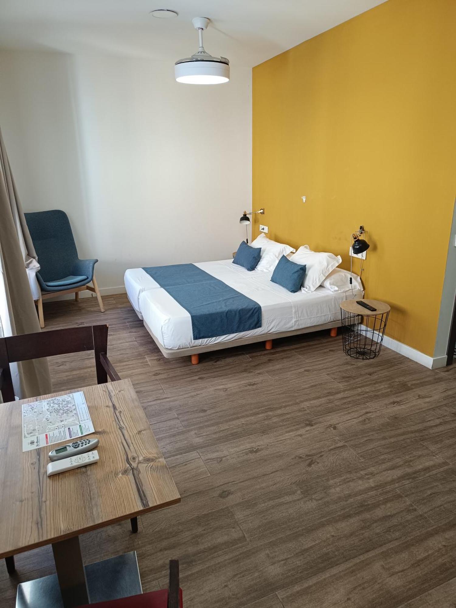 Apartamentos Al-Qazeres Luxury La Concepcion Caces 外观 照片